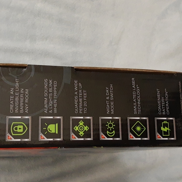 Sharper Image Spy Series Secret Laser Shield Game (Open Box) - Picture 15 of 16